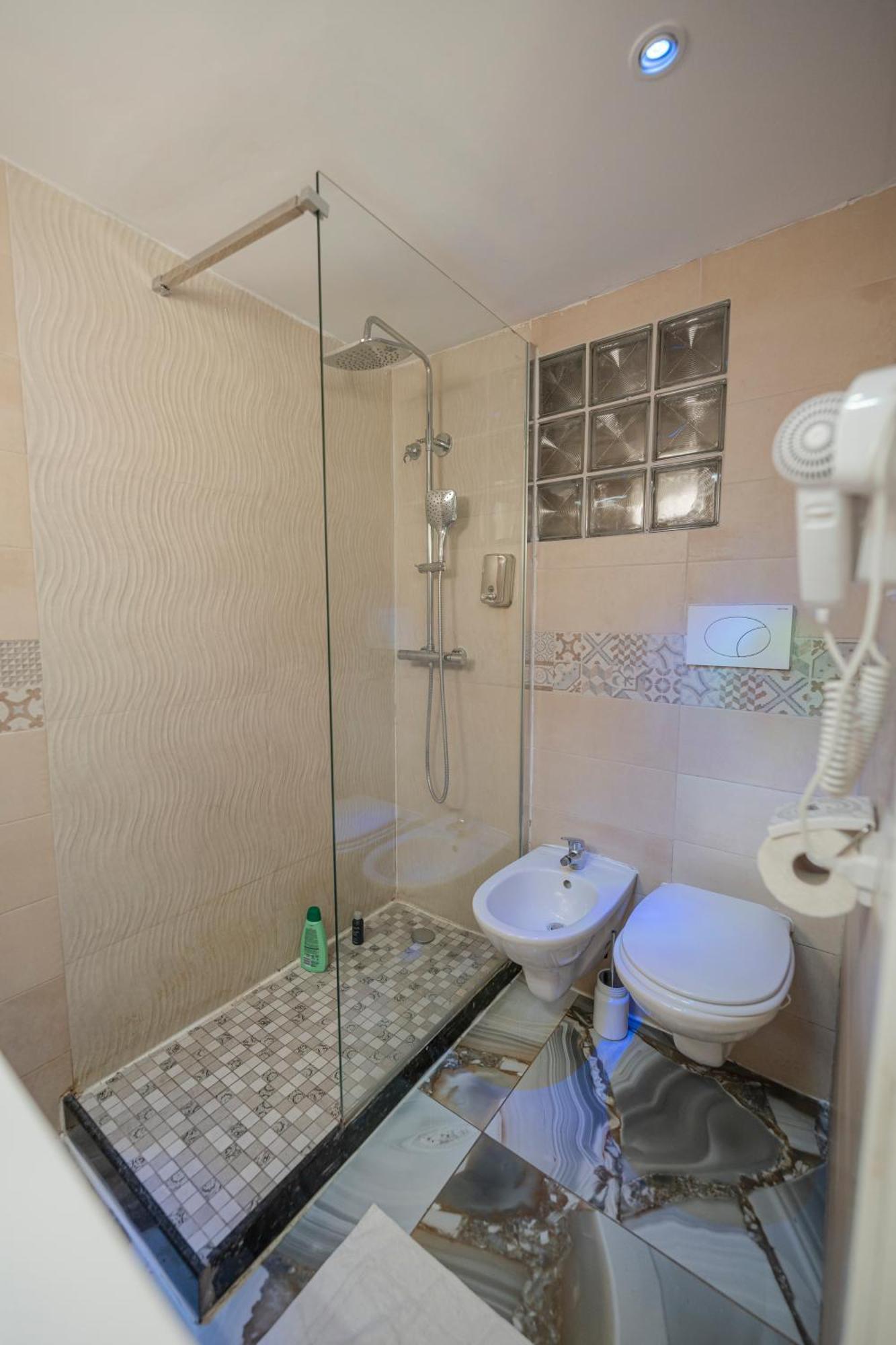 Il Faro 17 Bed & Breakfast Taranto Exterior photo